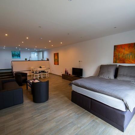 Wassersport-Appartements Am Stoessensee Berlin Exterior photo